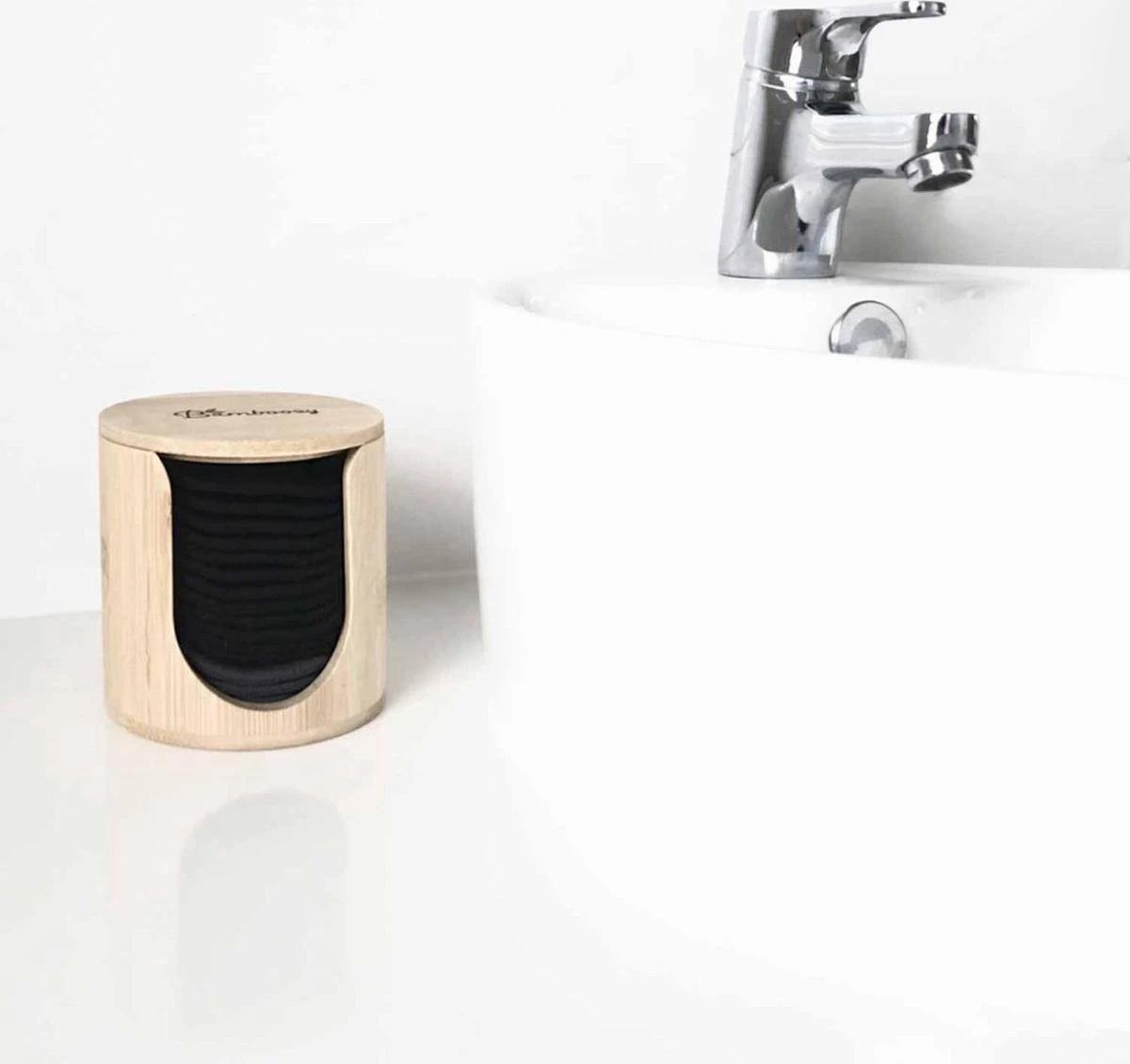 Bamboozy 16 Zwarte Herbruikbare Wattenschijfjes + Bamboe Houder 12x Dagelijks 4x Scrub 4 Laags Wasbare Wattenschijfjes Zero Waste 6 Bamboozy 16 Zwarte Herbruikbare Wattenschijfjes + Bamboe Houder 12x Dagelijks 4x Scrub 4 Laags Wasbare Wattenschijfjes Zero Waste - Afbeelding 6