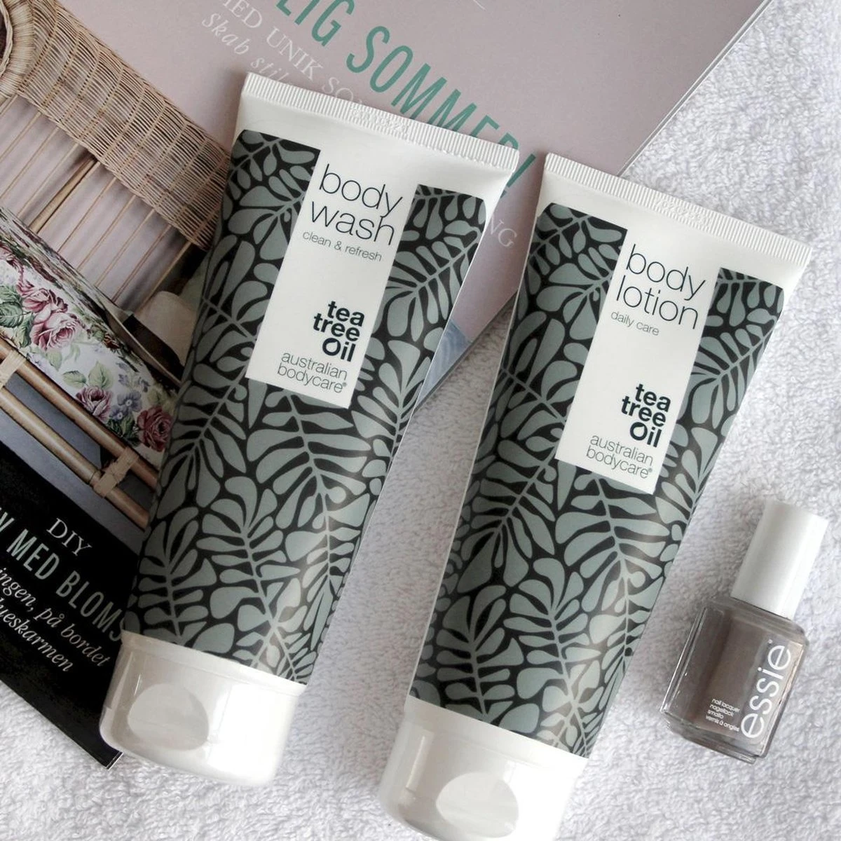 Australian Bodycare Body Lotion 200 Ml - Bodylotion Met Tea Tree Olie Verzorgt En Voorkomt Een Onzuivere En Droge Huid - Vermindert Vlekjes, Puistjes, Jeuk, Jeugdpuistjes, Lichaamsgeurtjes & Zweetvoeten - Geschikt Voor Vrouwen & Mannen 10 Australian Bodycare Body Lotion 200 Ml - Bodylotion Met Tea Tree Olie Verzorgt En Voorkomt Een Onzuivere En Droge Huid - Vermindert Vlekjes, Puistjes, Jeuk, Jeugdpuistjes, Lichaamsgeurtjes & Zweetvoeten - Geschikt Voor Vrouwen & Mannen - Afbeelding 10