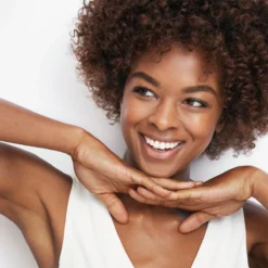 Olay Beauty Fluid Hydraterende Lotion Voor Gezicht En Lichaam - 200 Ml -Goedkope Gezicht Zoet Winkel 1200x1200 485