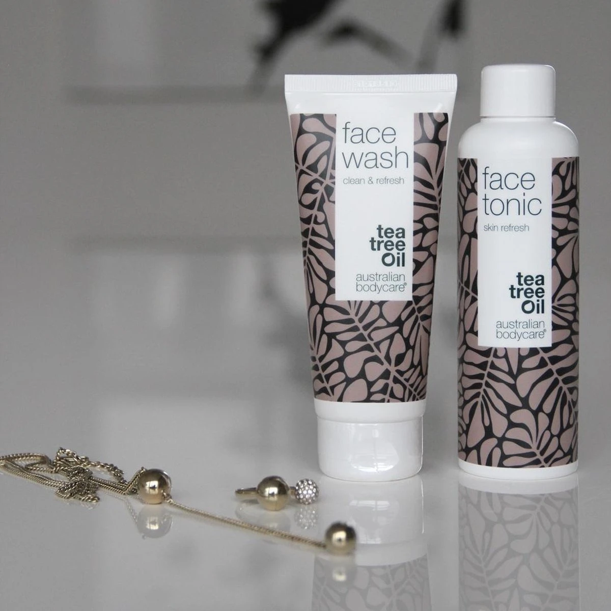 Australian Bodycare Face Tonic 150 Ml - Alcoholvrije Gezichtstonic Met Tea Tree Olie - Gezichtsreinigingsmiddel Tegen Puistjes, Mee-eters, Onzuiverheden En Rode Vlekken In Het Gezicht - Geschikt Voor Een Acne-gevoelige Huid 7 Australian Bodycare Face Tonic 150 Ml - Alcoholvrije Gezichtstonic Met Tea Tree Olie - Gezichtsreinigingsmiddel Tegen Puistjes, Mee-eters, Onzuiverheden En Rode Vlekken In Het Gezicht - Geschikt Voor Een Acne-gevoelige Huid - Afbeelding 7