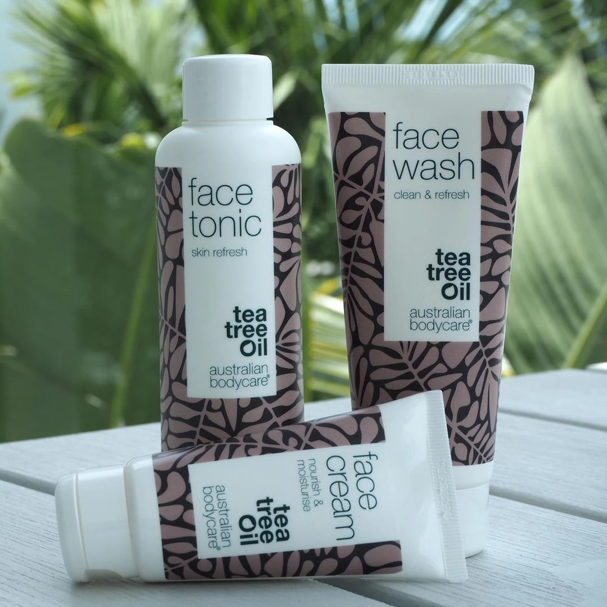 Australian Bodycare Face Wash 100ml - Eenvoudige Gezichtsreinigingszeep, Perfect Tegen Pukkels, Jeugdpuistjes & Mee–eters Gebaseerd Op Tea Tree Olie - Voor De Verzorging Van De Acne-gevoelige Huid 6 Australian Bodycare Face Wash 100ml - Eenvoudige Gezichtsreinigingszeep, Perfect Tegen Pukkels, Jeugdpuistjes & Mee–eters Gebaseerd Op Tea Tree Olie - Voor De Verzorging Van De Acne-gevoelige Huid - Afbeelding 6