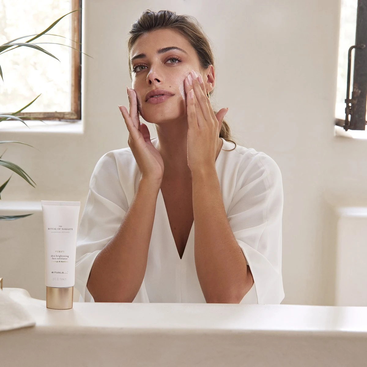 RITUALS The Ritual Of Namaste Skin Brightening Face Exfoliator - 75 Ml 3 RITUALS The Ritual Of Namaste Skin Brightening Face Exfoliator - 75 Ml - Afbeelding 3