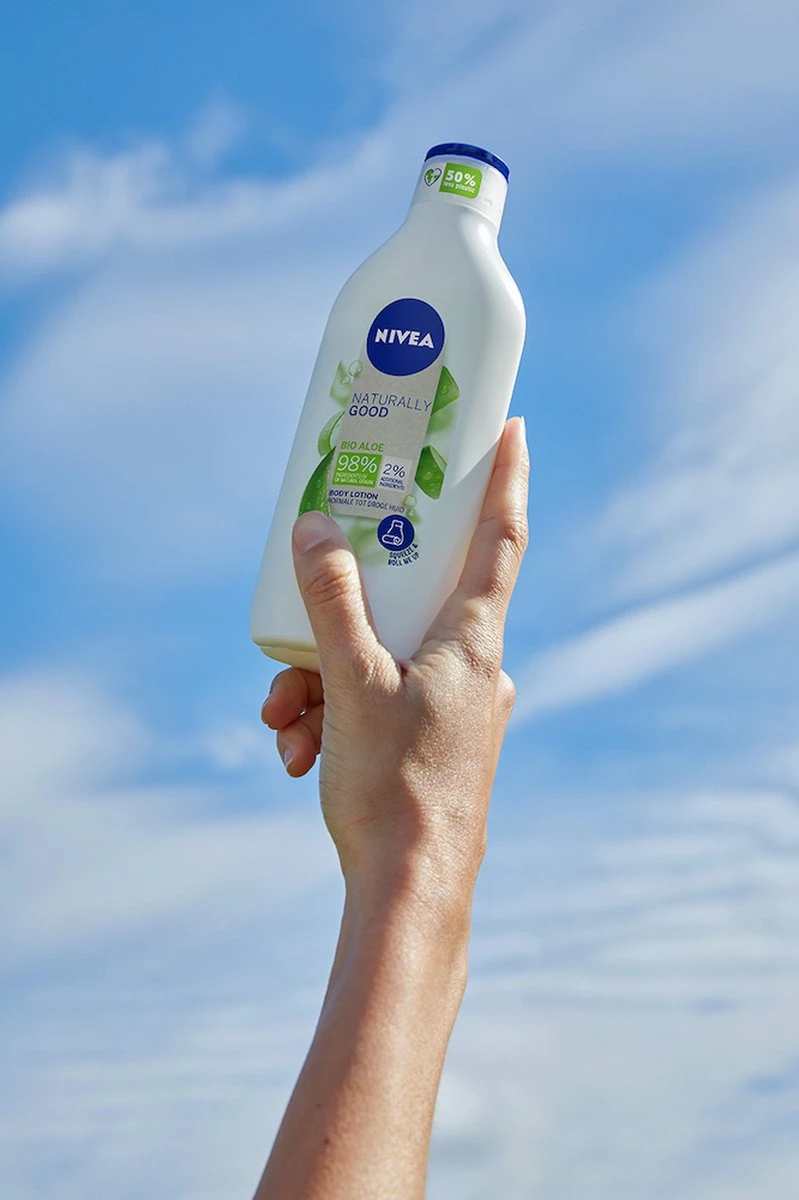 NIVEA Naturally Good Bio Aloë Vera Bodylotion - 350 Ml 5 NIVEA Naturally Good Bio Aloë Vera Bodylotion - 350 Ml - Afbeelding 5