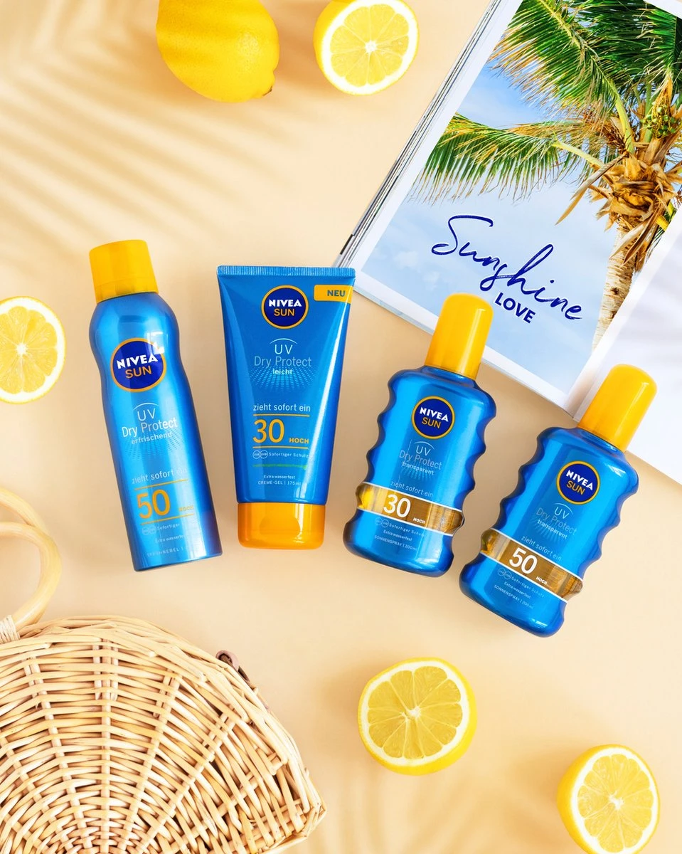 NIVEA SUN Protect & Dry Touch Zonnespray SPF 30 - 200 Ml 3 NIVEA SUN Protect & Dry Touch Zonnespray SPF 30 - 200 Ml - Afbeelding 3