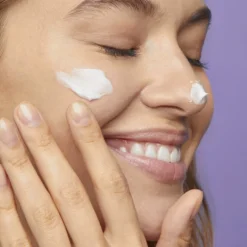 NIVEA Soft - 3 X 200 Ml - Bodycrème 4 NIVEA Soft - 3 X 200 Ml - Bodycrème -Goedkope Gezicht Zoet Winkel 960x1200 2